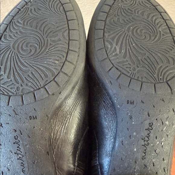 Nurture by Lamaze Black Over the Knee Boots - Picture 10 of 12